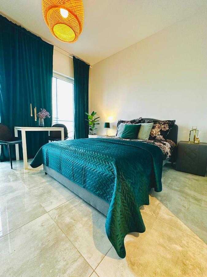 Uroczy Apartament Blisko Centrum Warszawy Lejlighed Warszawa Eksteriør billede