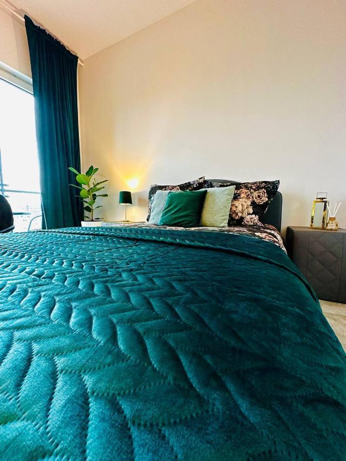 Uroczy Apartament Blisko Centrum Warszawy Lejlighed Warszawa Eksteriør billede